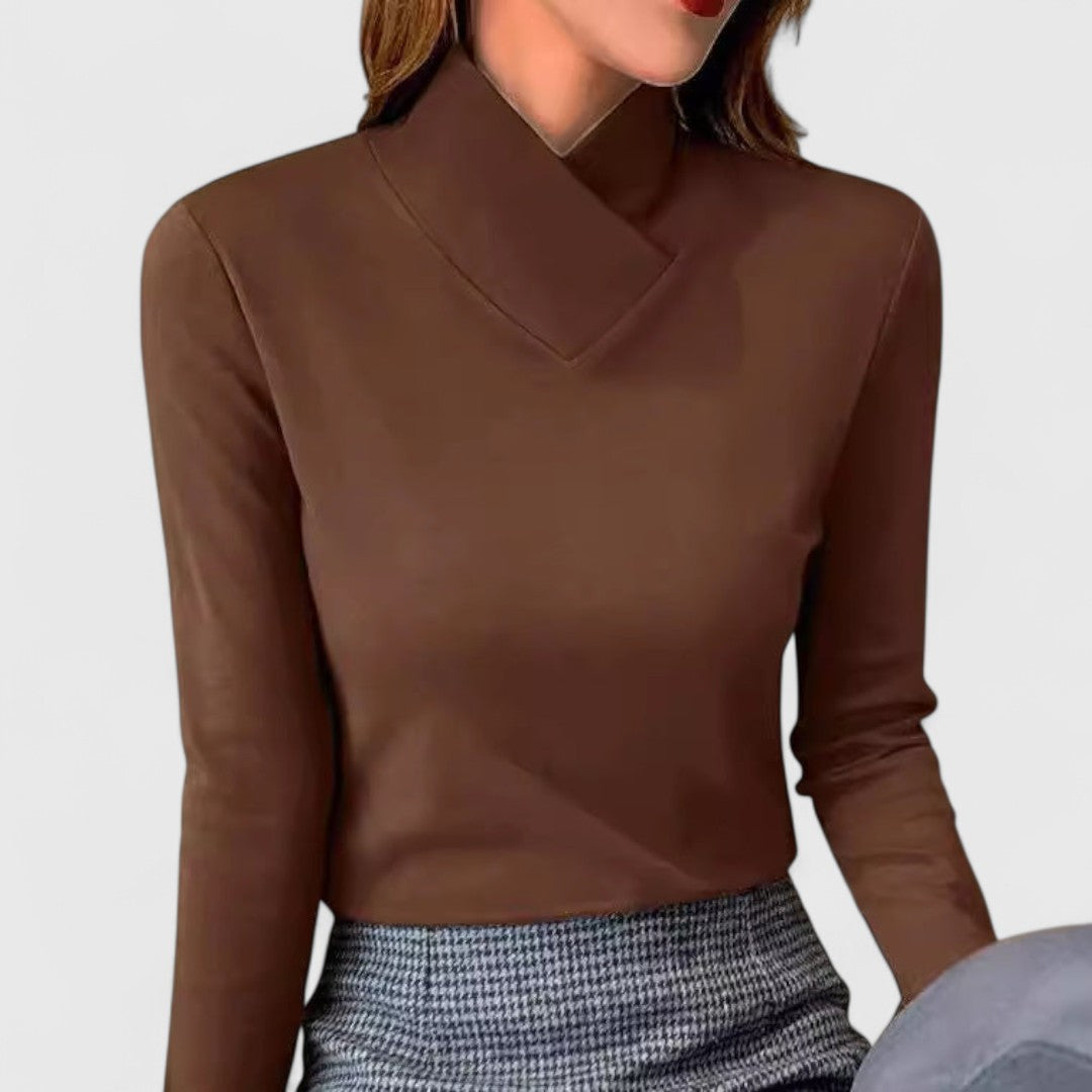 Clair | Elegant Turtleneck Fit