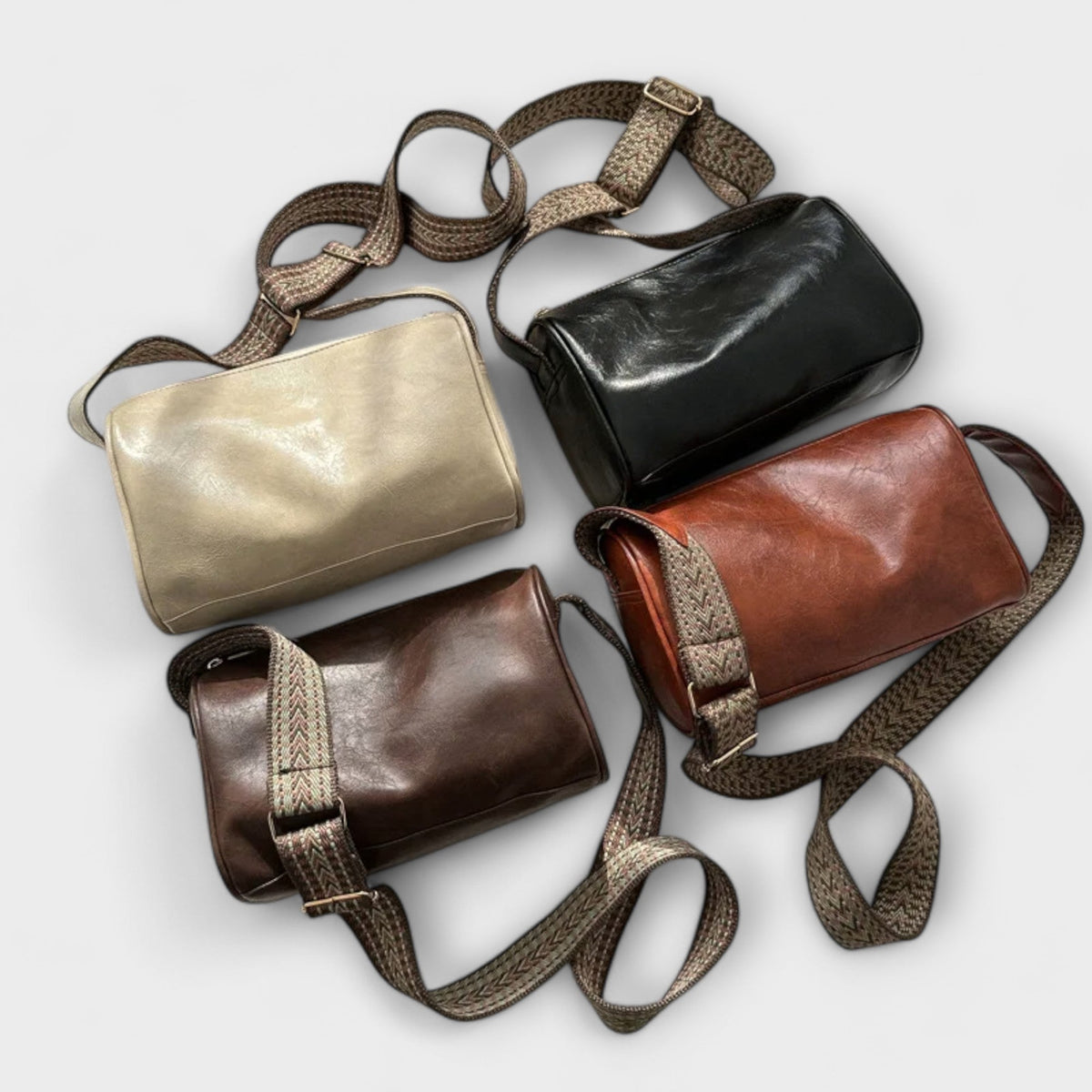 Olivia | Vintage Crossbody Bag