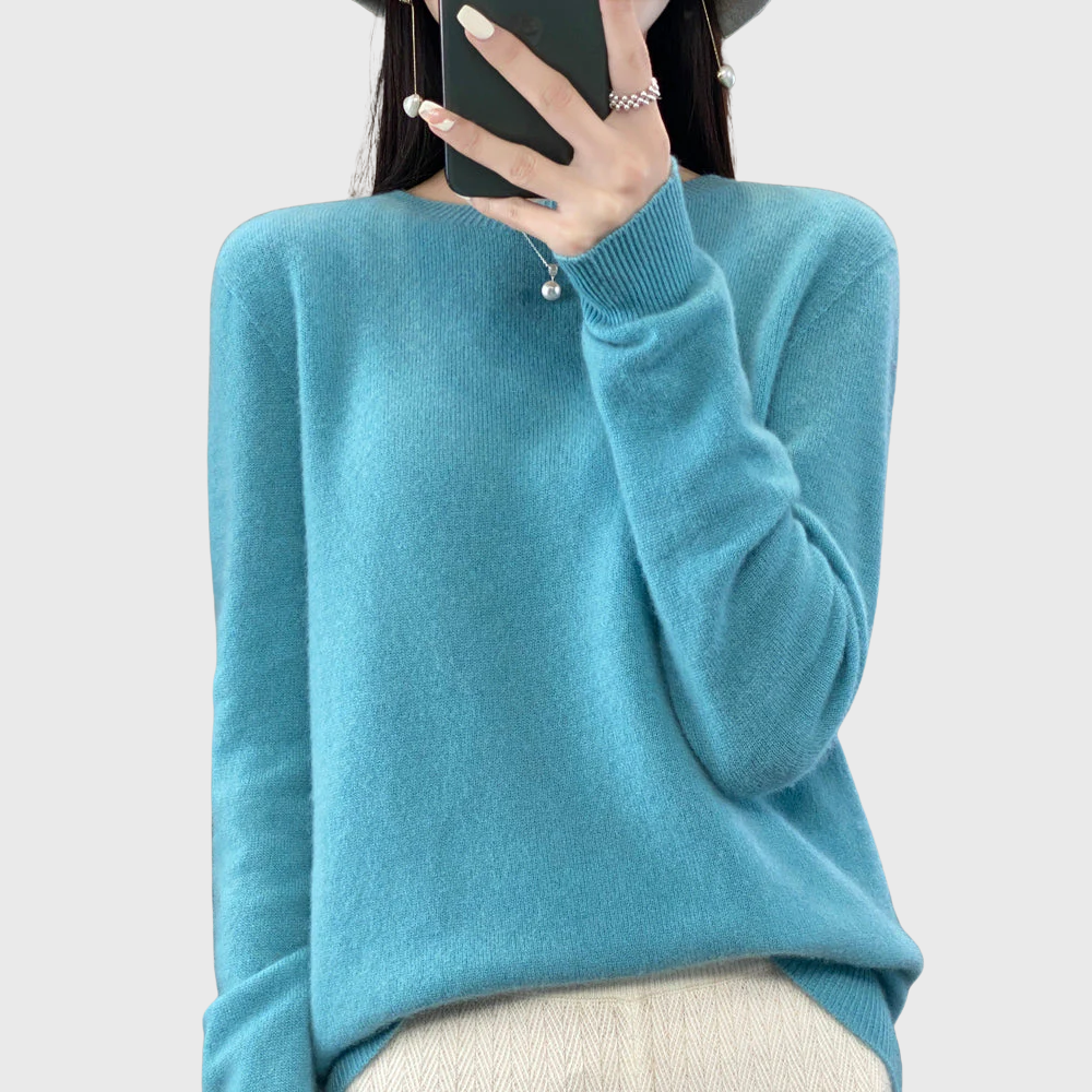 Anette | Warm sweater for cold days